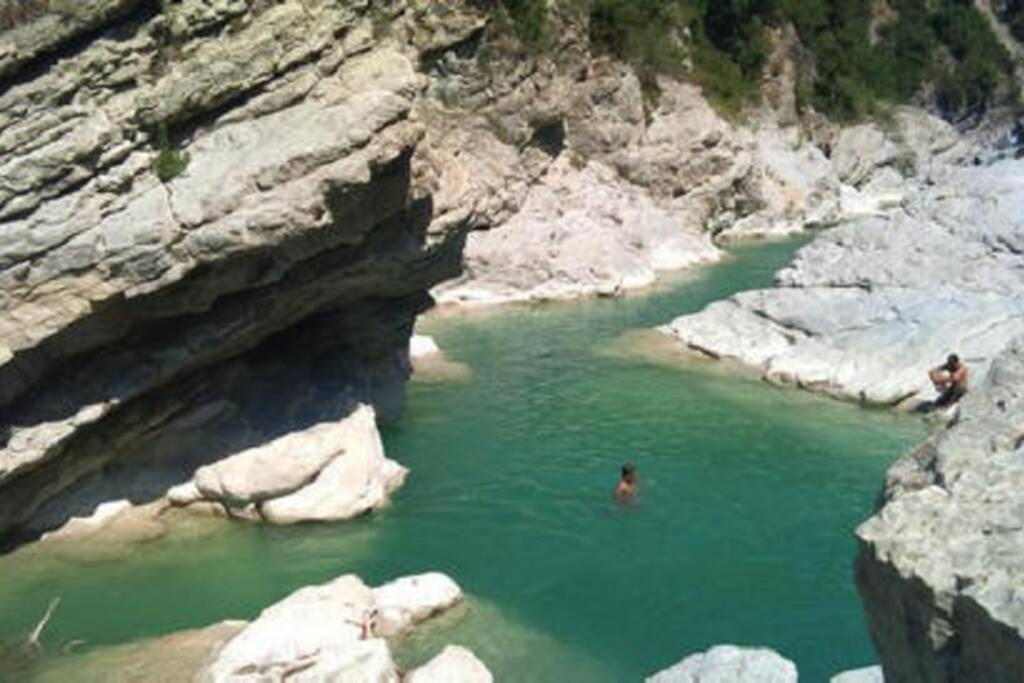 Joli Studio Entre Mer Et Montagne Proche De Nice Bouyon Luaran gambar